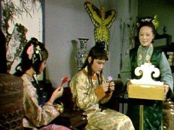 360配资网 周瑞家的如此势利，为什么最后才给黛玉送宫花？